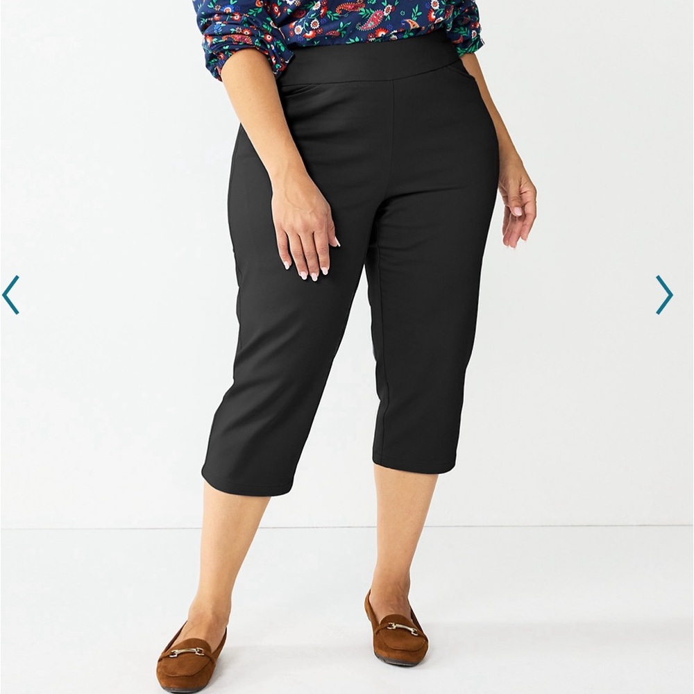 COPY - Croft & Barrow Effortless Stretch Capri in Black 2X (20W)